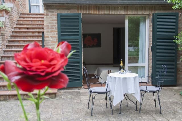 Classic Double or Twin Room, Garden View