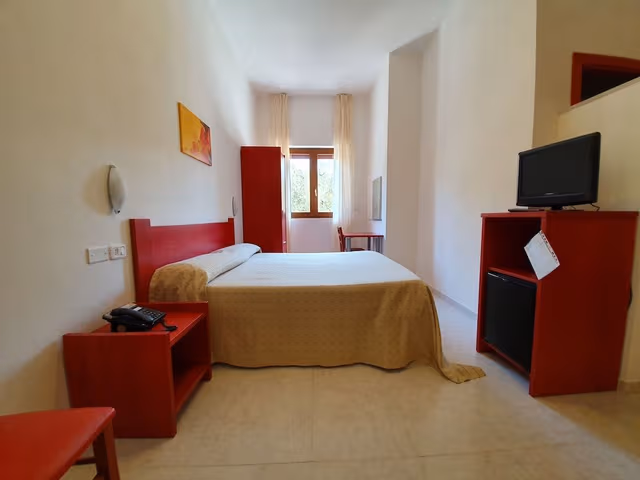 Double Room (window)