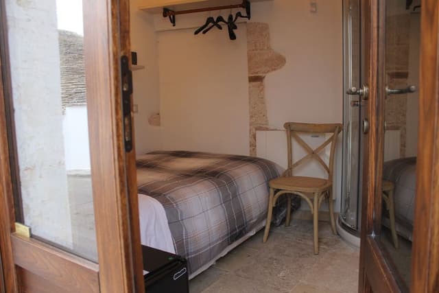 Studio, Ground Floor