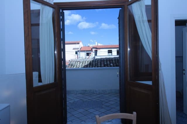 Single Room, Private Bathroom