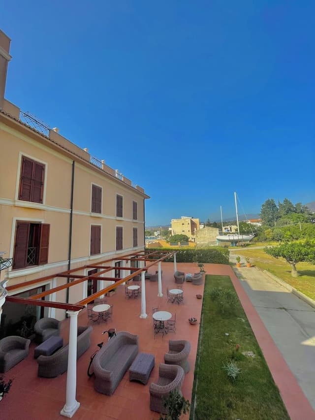 Panoramic Triple Room