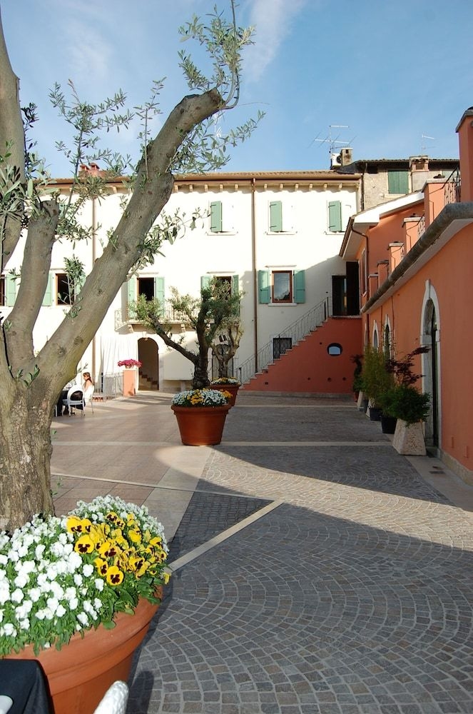 Corte San Luca Apartments4