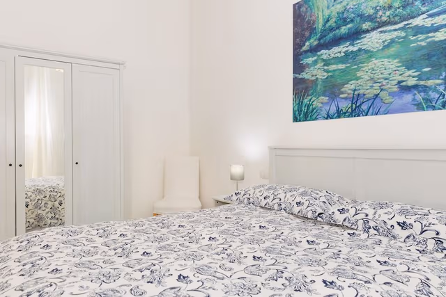 City Apartment, 2 Bedrooms, Terrace, Garden View (Via Parsano 6 B)