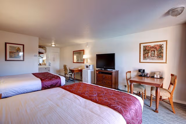 Standard Double Room, 2 Queen Beds, Balcony, Pool View