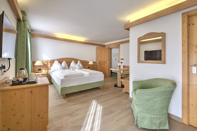 Suite (Spa Access)