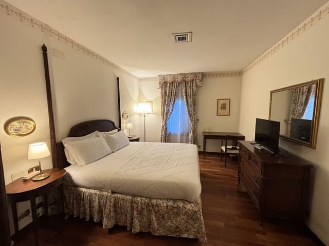 Classic Double or Twin Room