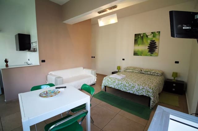 Comfort Studio, 1 Queen Bed, Kitchenette