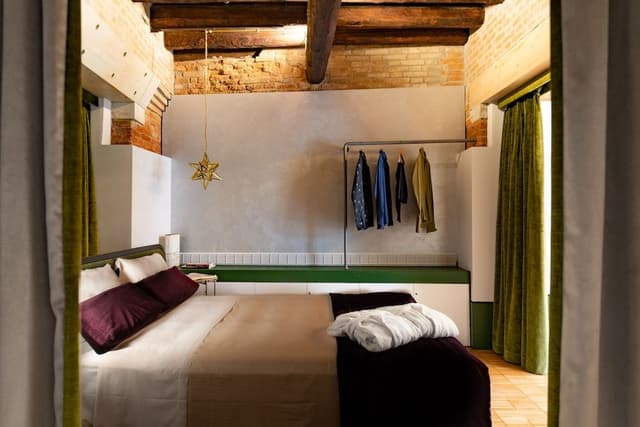Apartment on the Grand Canal