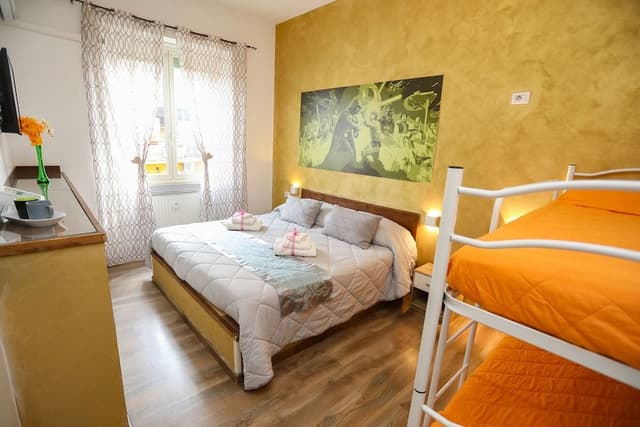 Classic Triple Room, 1 Bedroom, Non Smoking, City View