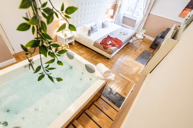 Suite, Jetted Tub (Breakfast at Navona Street Hotel)