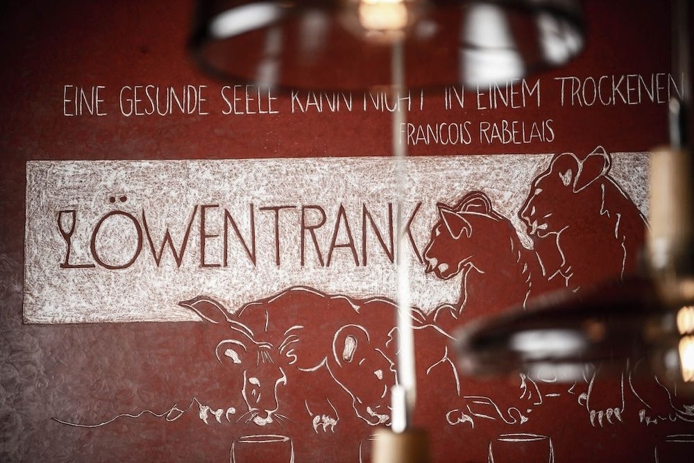 Lowenhof4