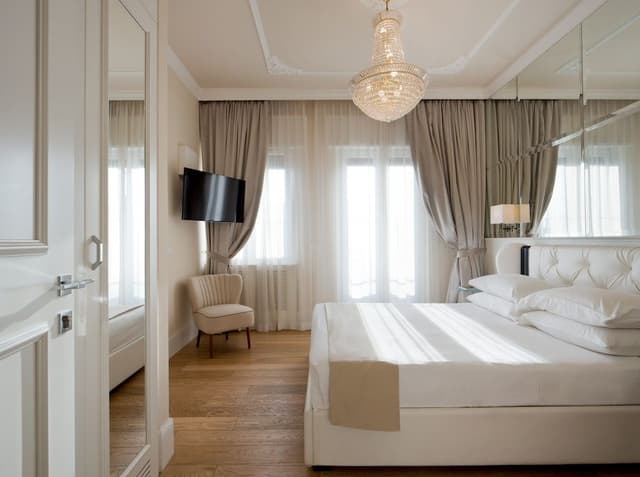 Deluxe Double Room, Balcony, City View