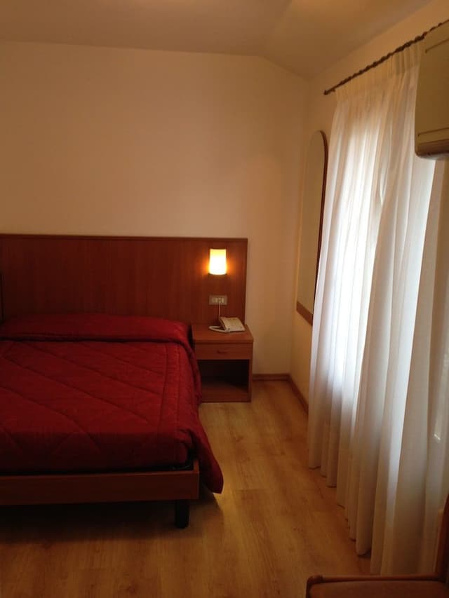 Double Room, 1 Large Twin Bed, Terrace, City View