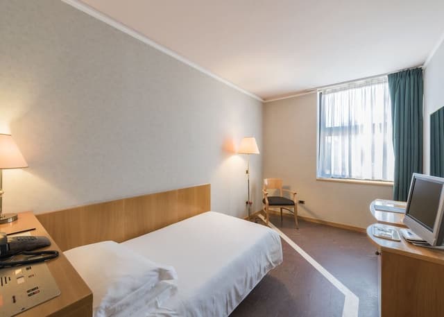 Classic Single Room