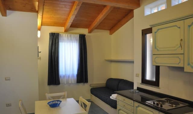 Studio, 1 Double Bed, Garden View