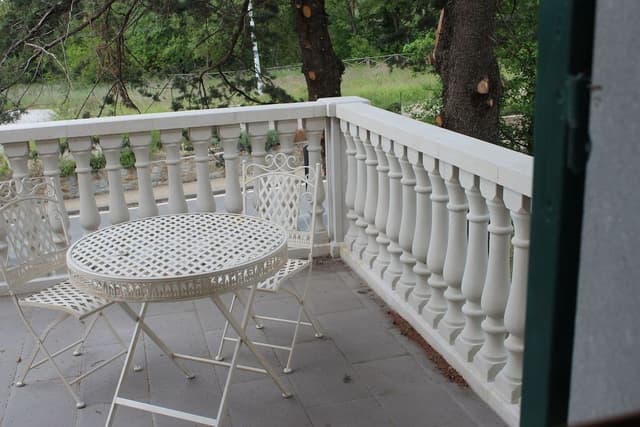 Suite, Balcony