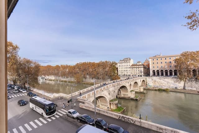 Three-Bedroom Apartment - Separate Building, Address: Lungotevere Raffaello Sanzio n.1