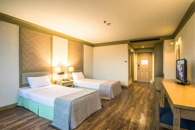 Superior Twin Room