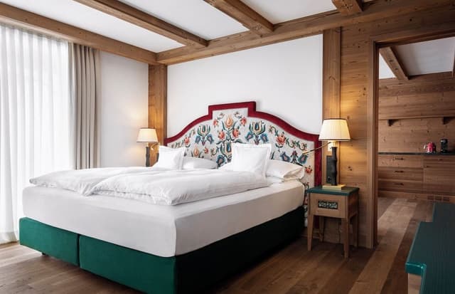 Standard Suite, Multiple Beds