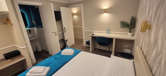 Double Room 5