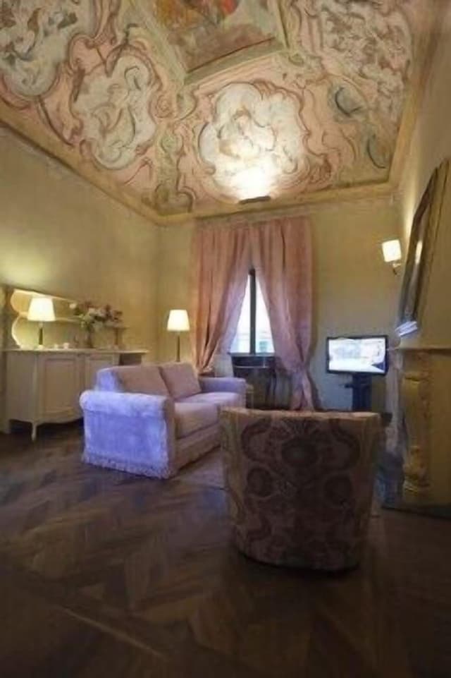 Deluxe Suite, Hot Tub