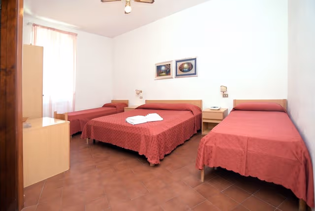 Economy Quadruple Room, 1 Bedroom, Ensuite