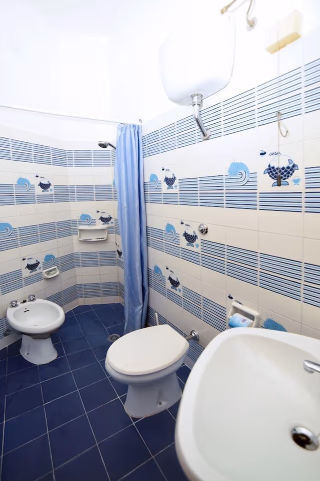 Economy Quadruple Room, 1 Bedroom, Ensuite