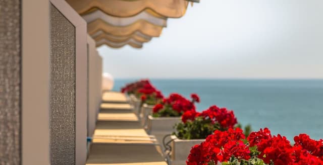 Classic Double or Twin Room, Sea View, Beachside