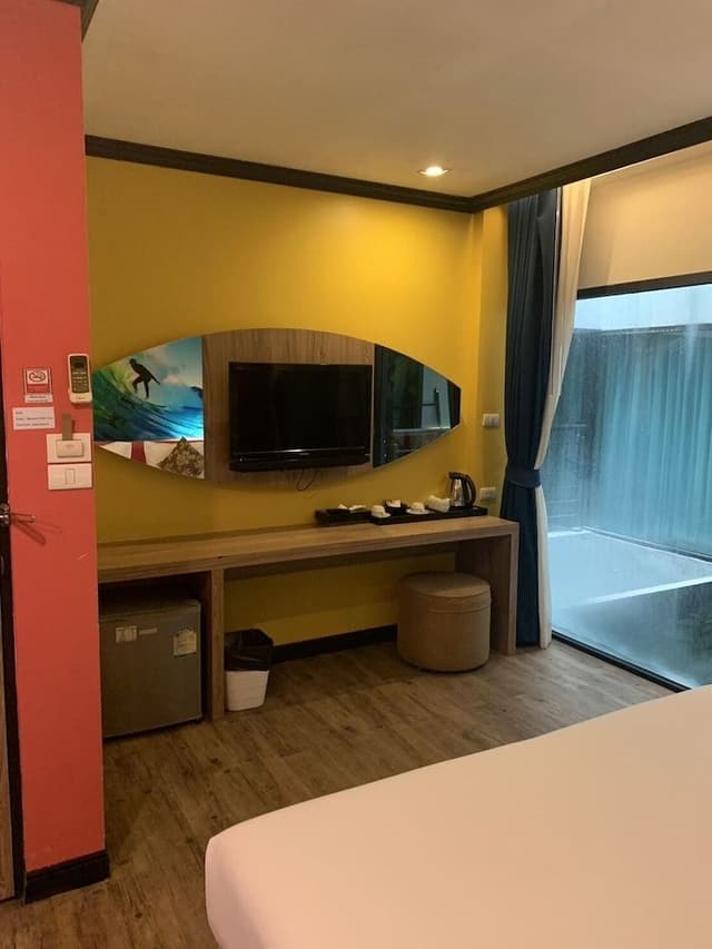 Family Room, 2 Bedrooms