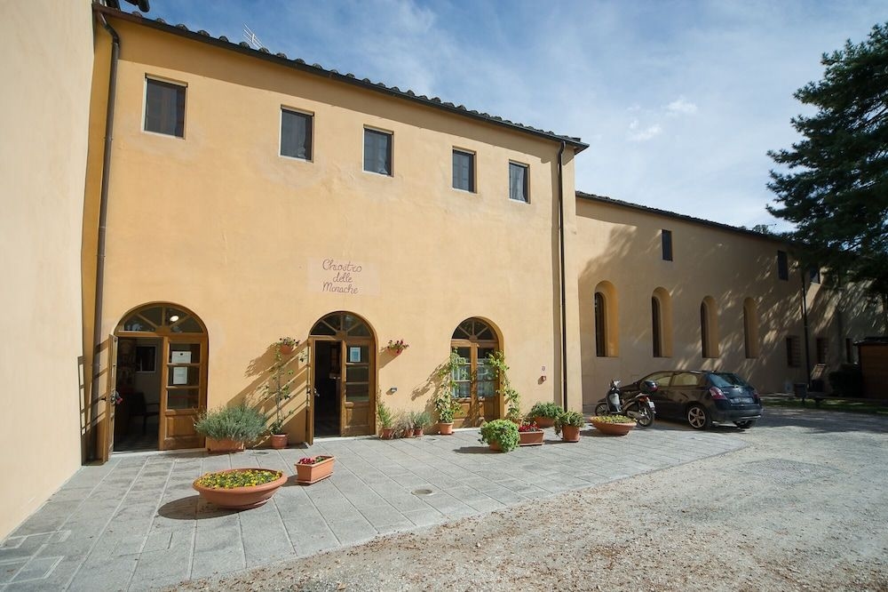 Chiostro delle Monache - Hostel Volterra2