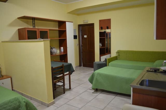 Triple Room
