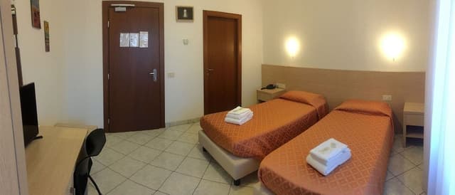 Twin Room, 2 Twin Beds