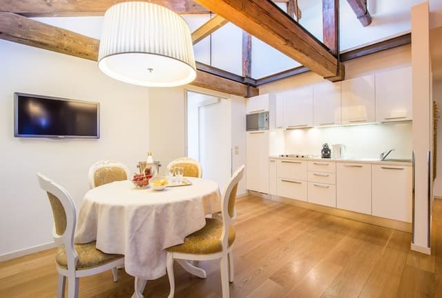 Executive Apartment, 2 Bedrooms, Canal View