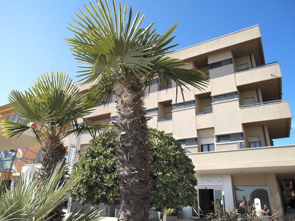 Hotel Italia0