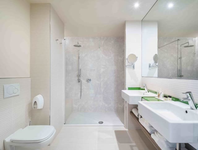 Superior Triple Room, Garden View