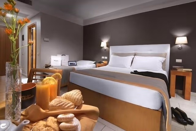 Comfort Room, Multiple Beds, Non Smoking