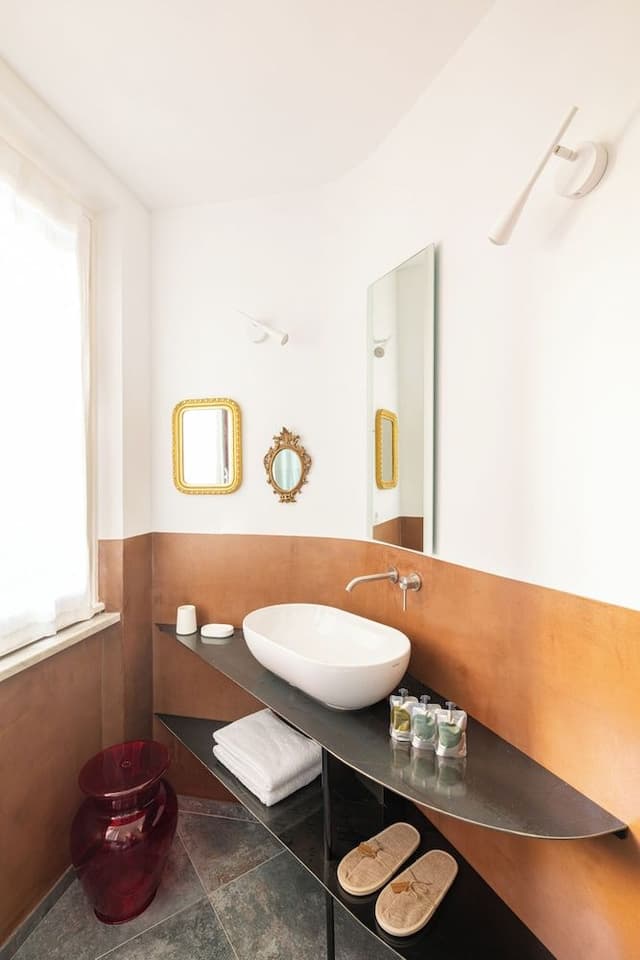 Comfort Room