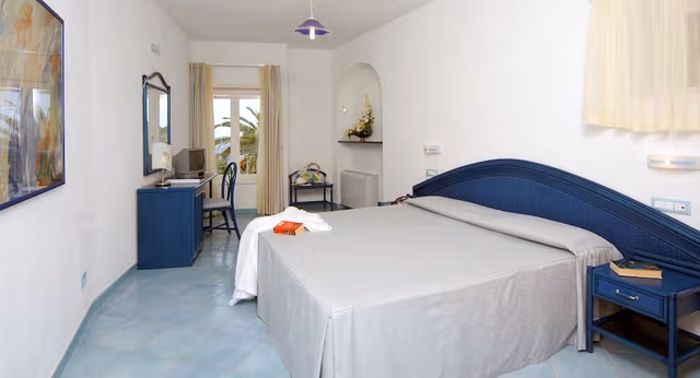 Panoramic Double Room (with access to Thermal Park)