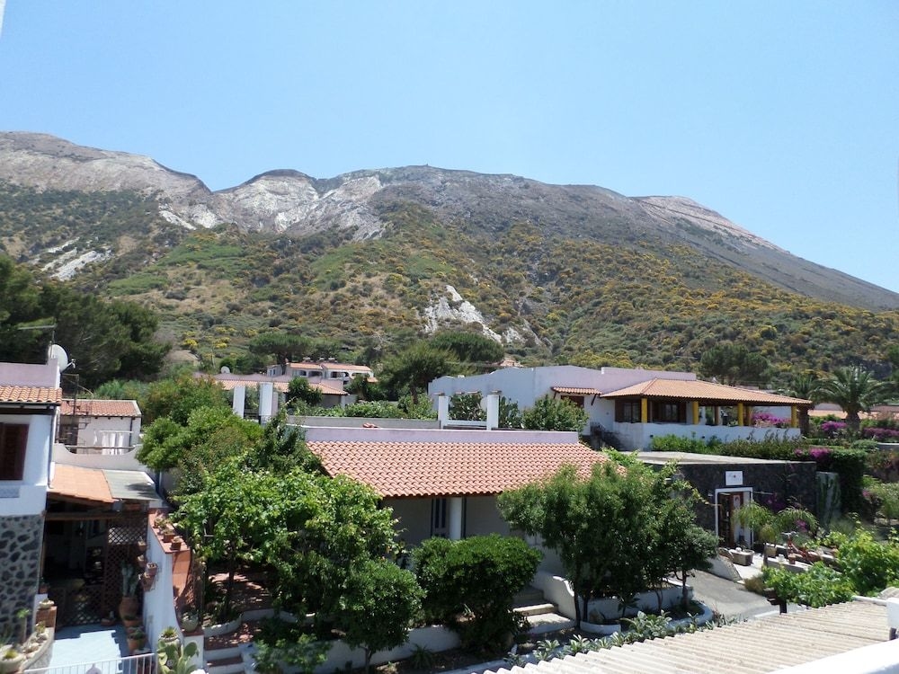 Pensione La Giara0
