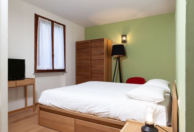 Deluxe Suite, 1 Bedroom, Pool Access, Garden Area