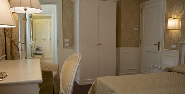 Family Room, City View