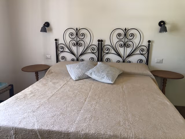 Romantic Double or Twin Room, 1 King Bed, Valley View