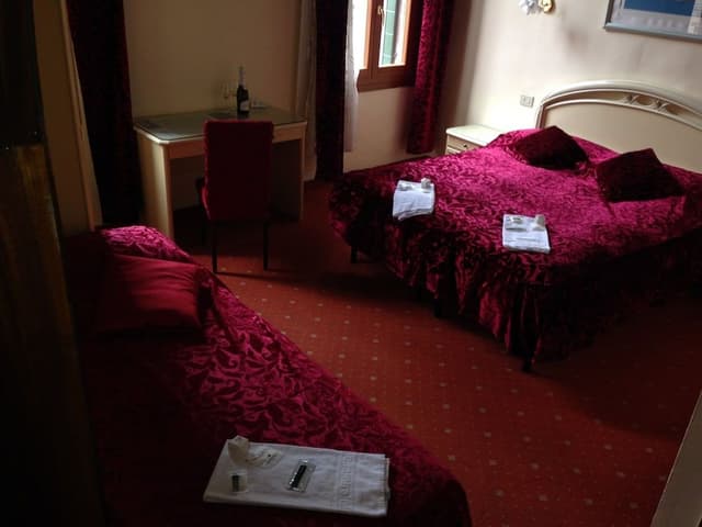 Triple Room