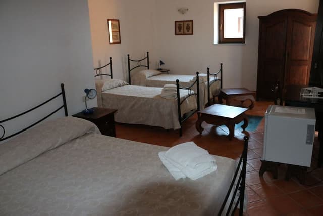 Basic Triple Room, Non Smoking