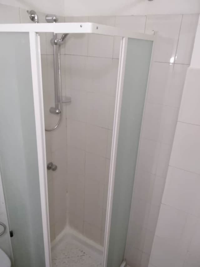 Double Room (with 2 extra beds)