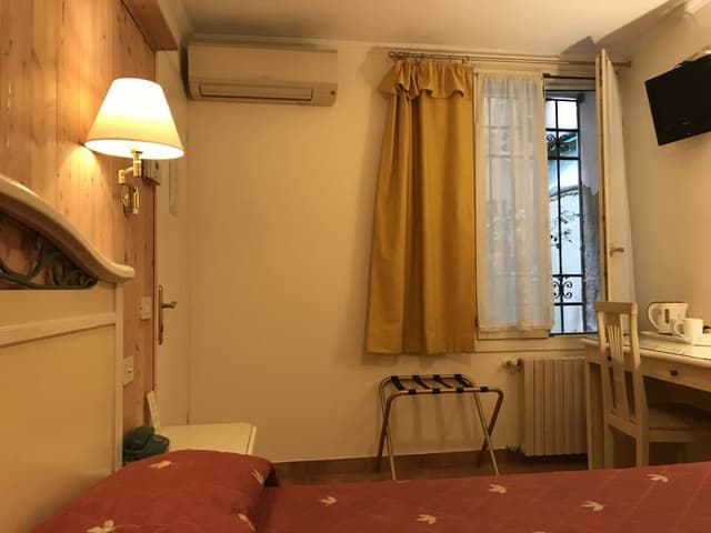 Camera Standard con bagno privato esterno