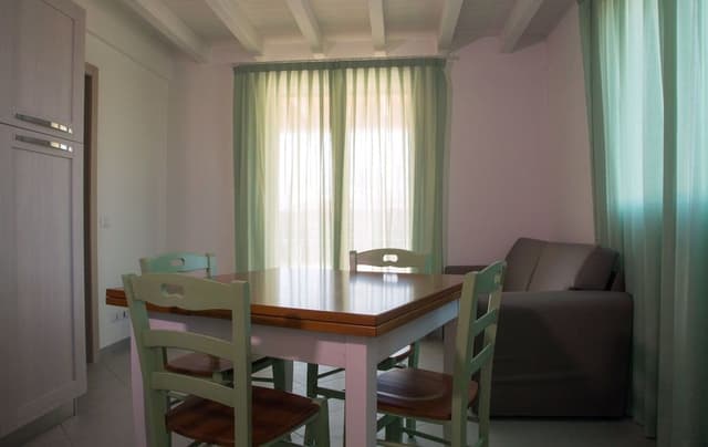 Comfort Apartment, 2 Bedrooms, Kitchen, Garden View
