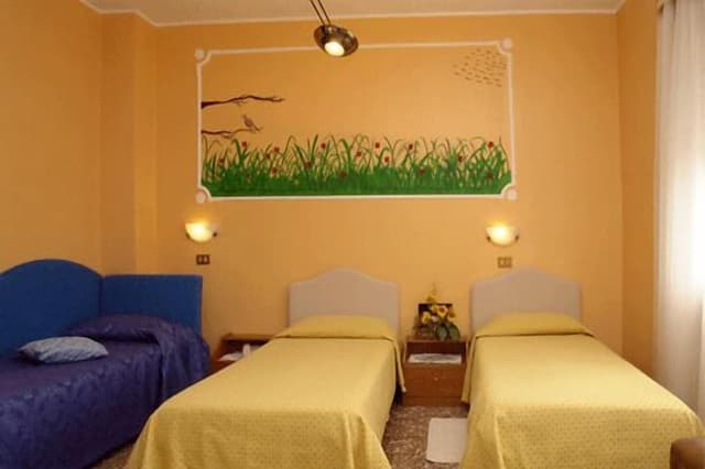 Triple Room