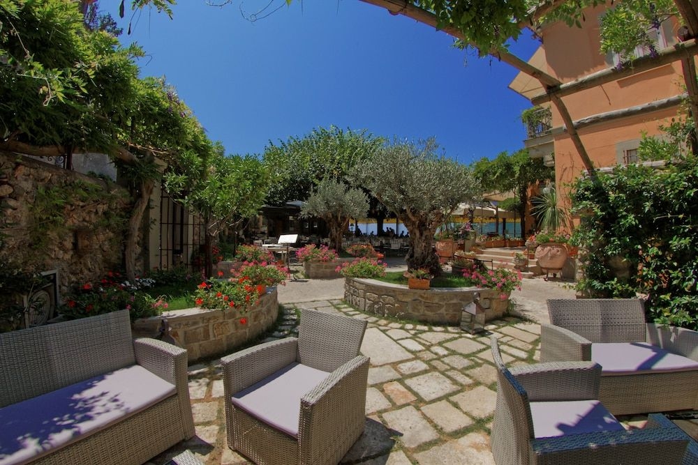 Relais du Silence Villa Maria0