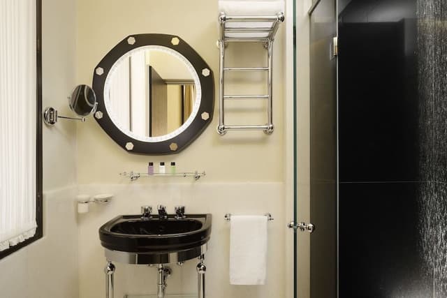 Deluxe Double Room, Canal View